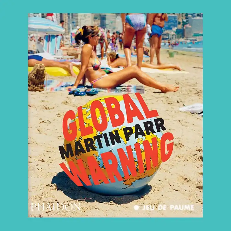 Martin Parr: Global Warning (Jeu de Paume) Tijdelijk Beschikbaar