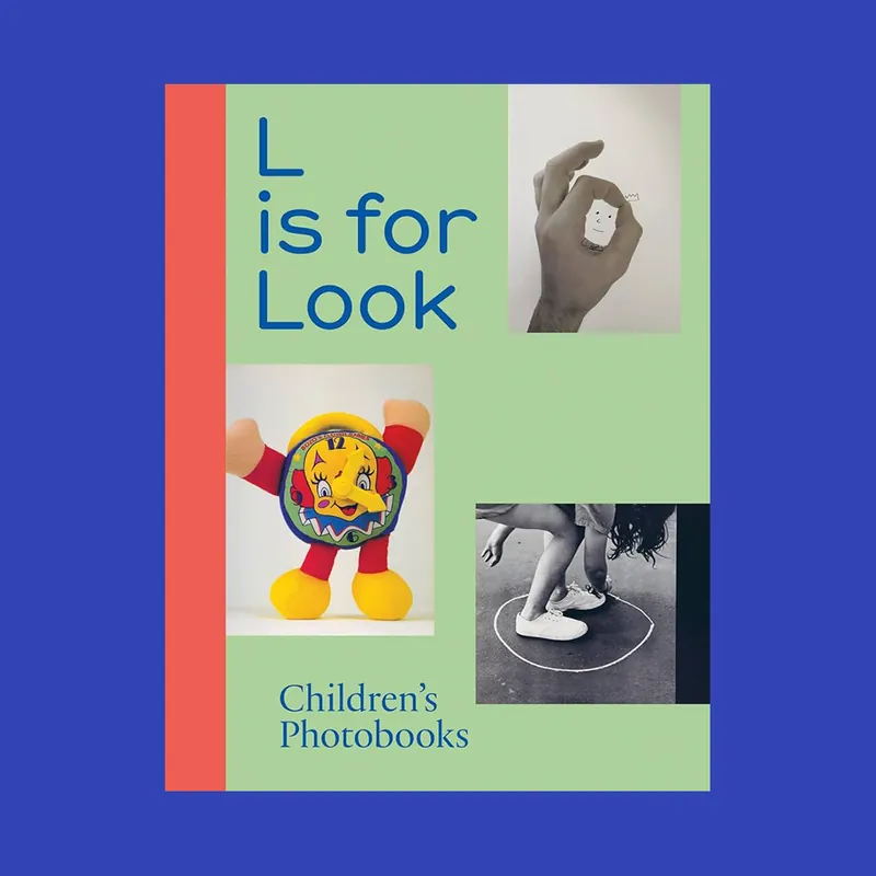 Beperkt Aanbod L is for Look: Children's Photobooks