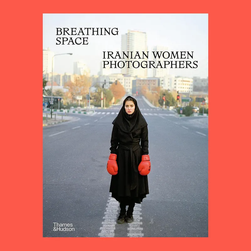 Breathing Space : Iranian Women Photographers Express Levering