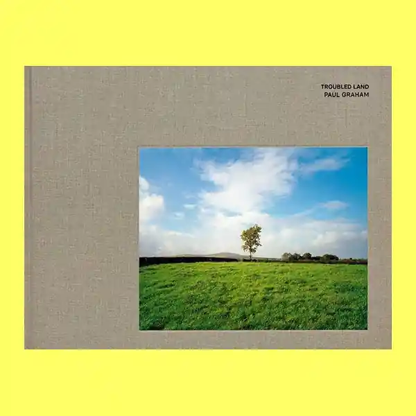 Paul Graham: Troubled Land Gratis Verzending