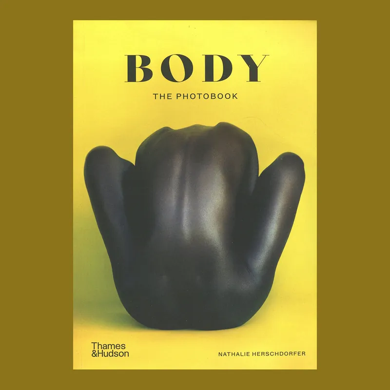Populair Body: The Photobook