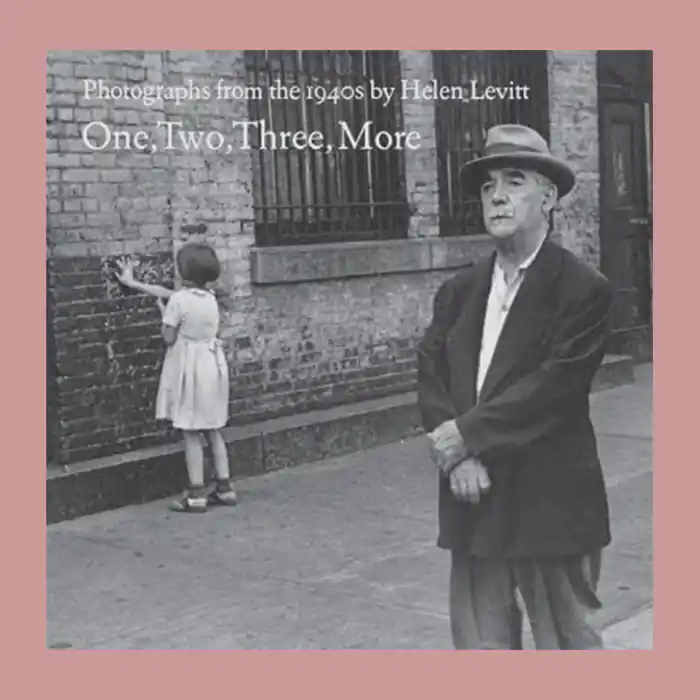 Flitsaanbieding Helen Levitt: One, Two, Three, More