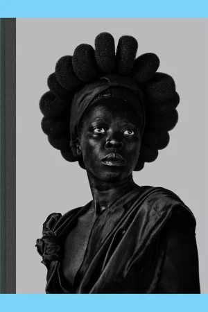 Laatste Versie Zanele Muholi: Somnyama Ngonyama, Hail the Dark Lioness
