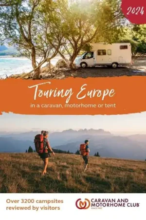 Campergids - Campinggids Europe touring in a caravan, motorhome or tent 2024 | Touring guide (9781999323684) Betrouwbaar