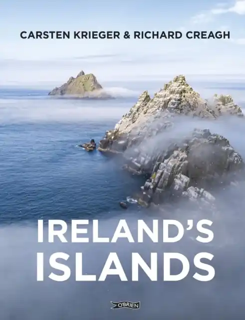 Seizoensaanbieding Fotoboek Ireland's Islands | O'Brien Press (9781788495622)