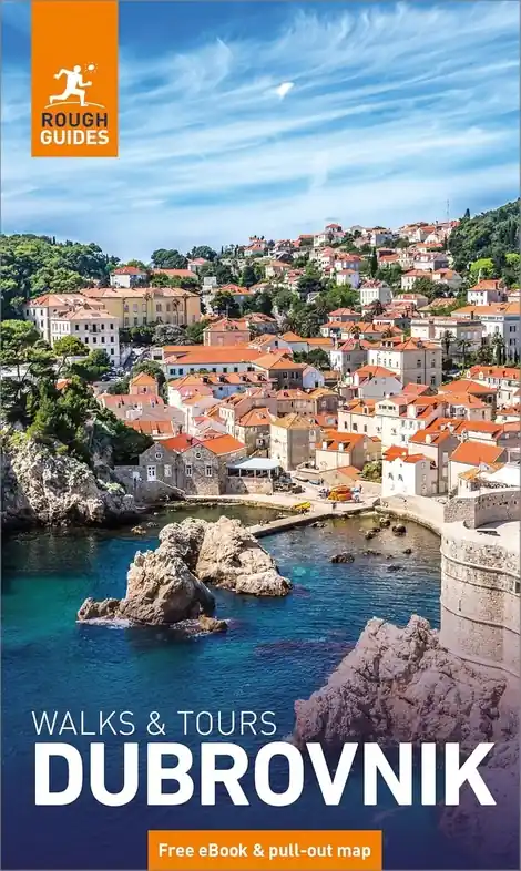 Direct Beschikbaar Reisgids Walks and Tours Dubrovnik: Top 11 Itineraries for Your Trip: Travel Guide with EBook | Rough Guides (9781835292617)