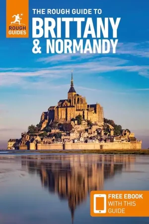Actieprijs Reisgids Brittany and Normandy - Bretagne en Normandië | Rough Guides (9781835291764)