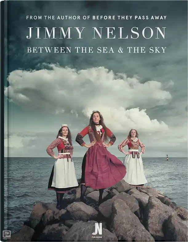 Speciale Aanbieding Fotoboek Between The Sea & The Sky | Jimmy Nelson (9789083083223)
