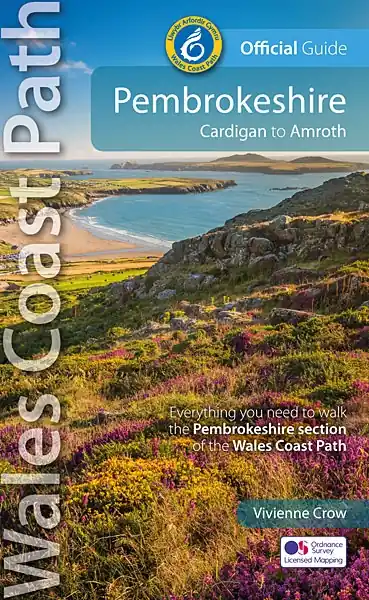 Op = Op Wandelgids Wales Coast Path: Pembrokeshire | Northern Eye Books (9781908632982)